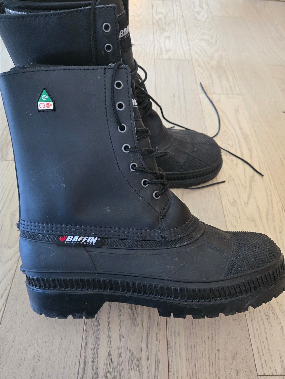 Baffin Men's Black Lace-Up Insulated Winter Boot